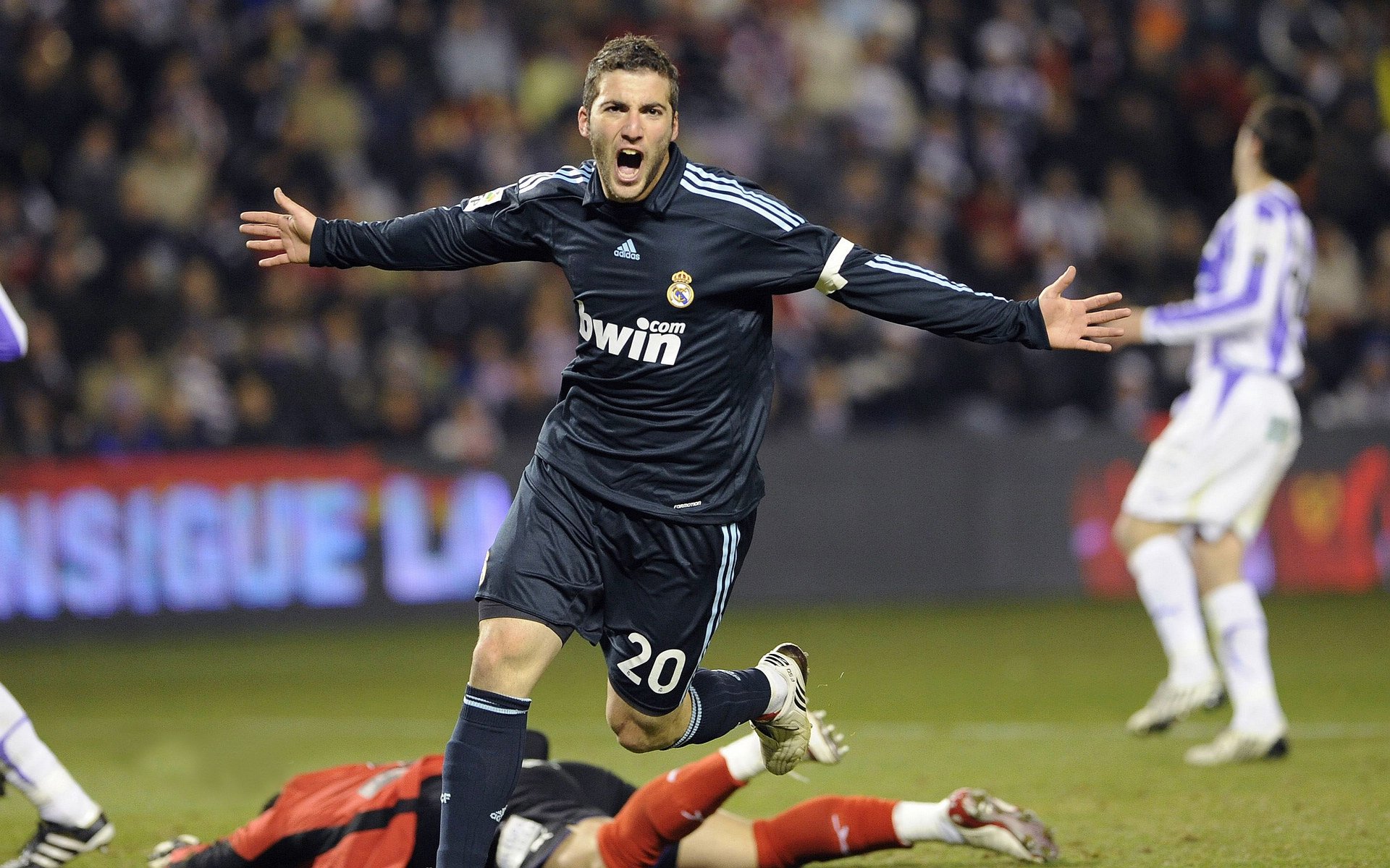 世界赛场：非洲代表的“黑马”奇迹