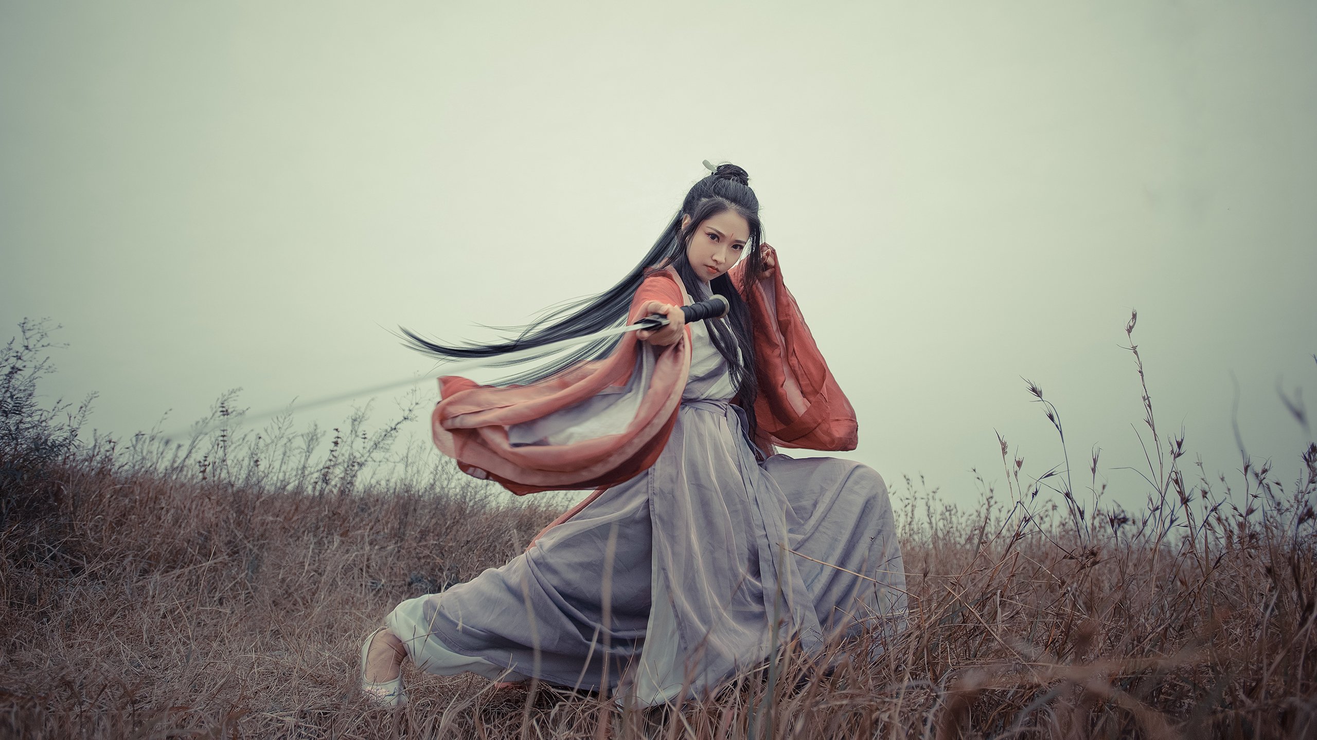 德甲数据分析驱动下的前场压迫效率评估模型,前场压迫防守训练